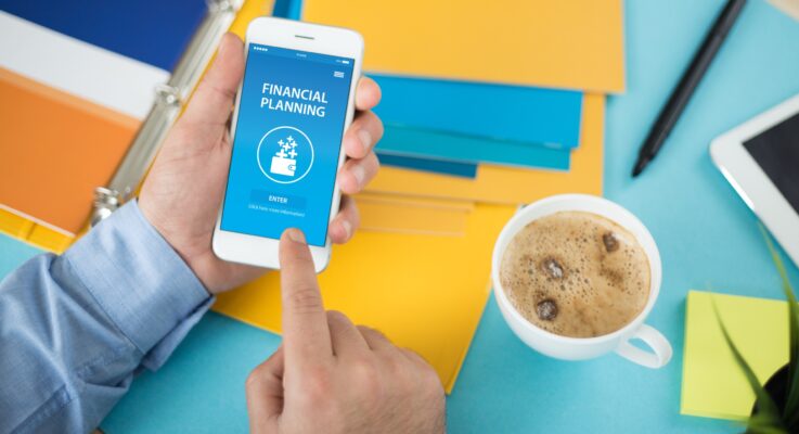 Use The Qapital App to Maximize Your Savings