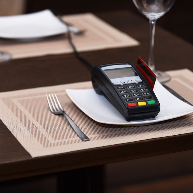 dine in using credit card