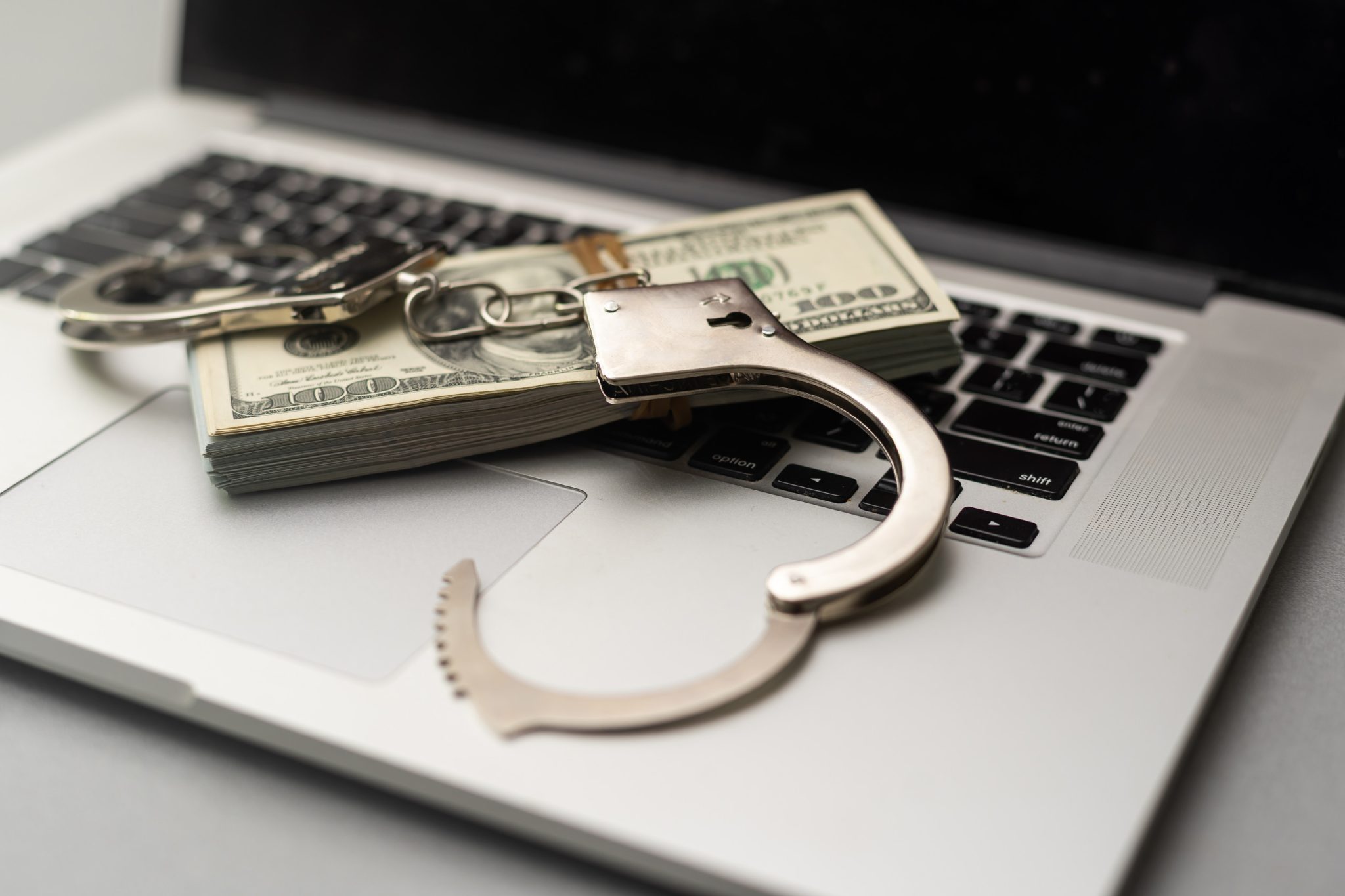 Is Your Financial Advisor Scamming You? 10 Tricks to Watch Out For