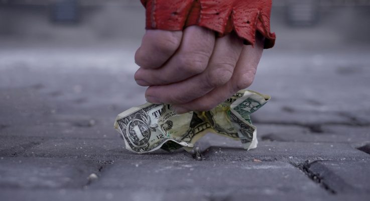 Could You Really Live on $25 Dollars A Day? Here’s How to Make It Work