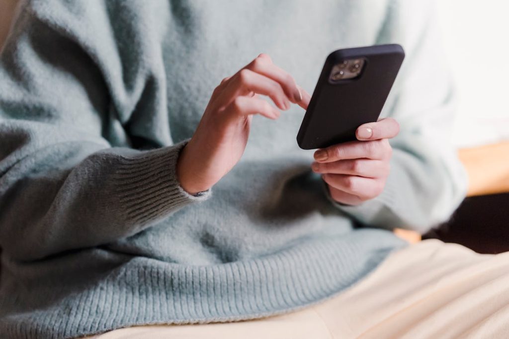 woman ghosting on phone