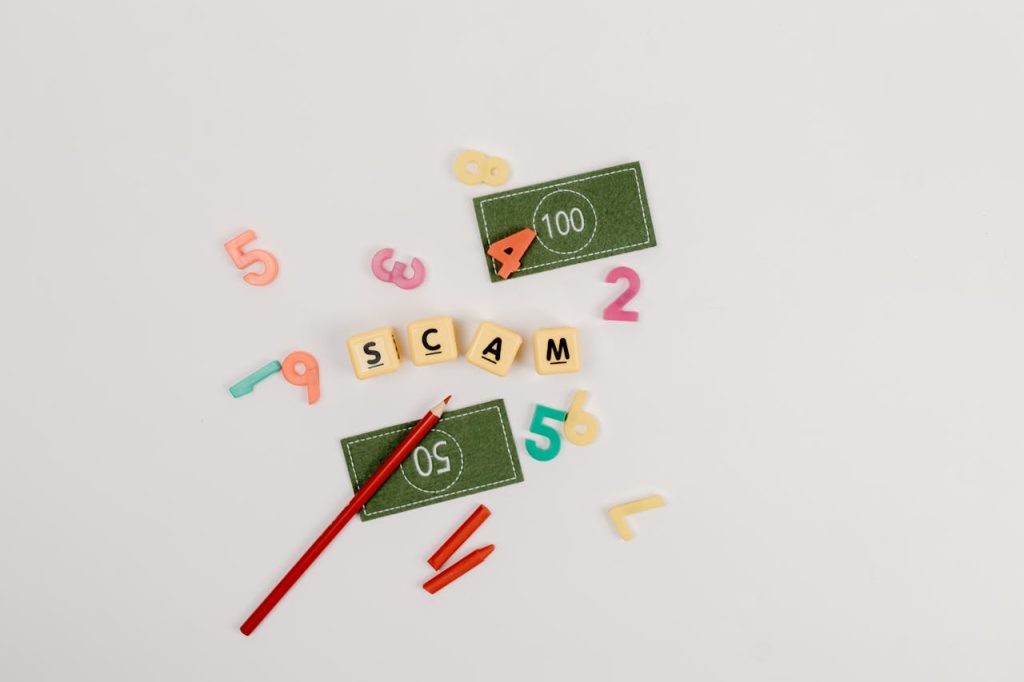7 Monetary Purple Flags That Scream «SCAM ALERT!» 7 Monetary Purple Flags That Scream «SCAM ALERT!»